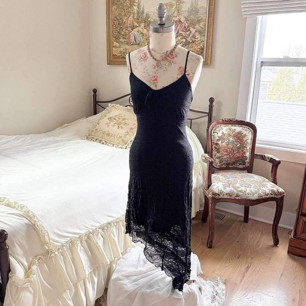 noβ comment black lace maxi dress tagged large asymmetrical